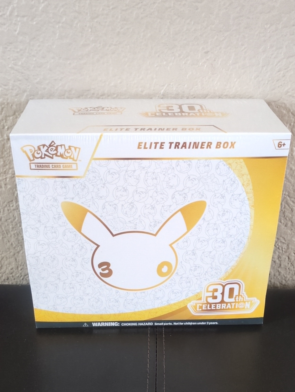 Pokemon 30th Anniversary Elite Trainer Box
